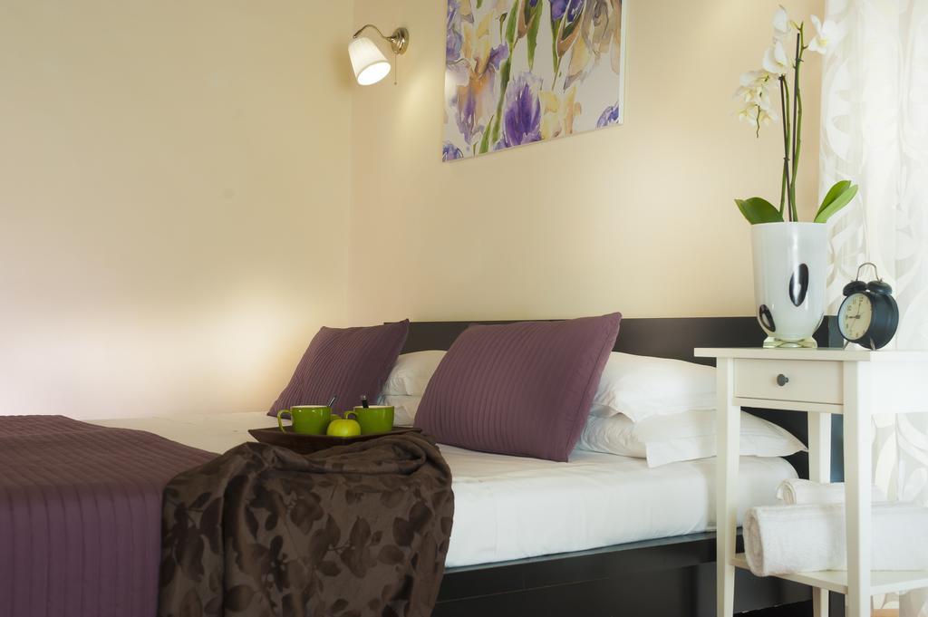 Fl Apartments Charming Flat In The Heart Of Trastevere ローマ エクステリア 写真
